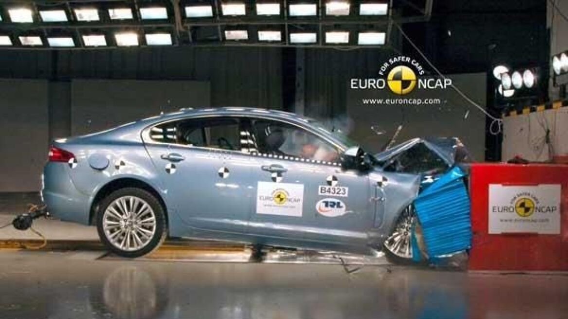 Crash Test: Δεν πήρε «άριστα» η Jaguar XF